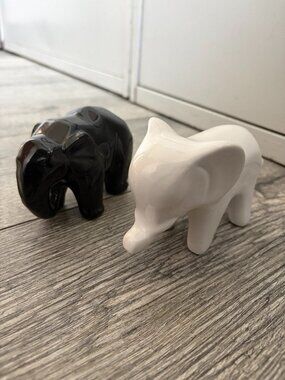 Black and White Ceramic Elephants Home Decor